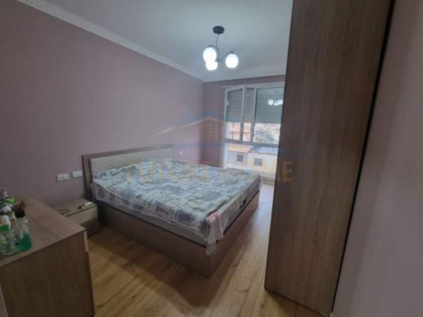 Tirane, shitet apartament 2+1 Kati 3, 91 m² 170.000 Euro (Fiori Di Bosko)