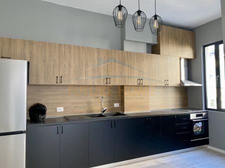 Shqiperi, shitet apartament 2+1+BLK Kati 1, 90 m² 105.000 Euro