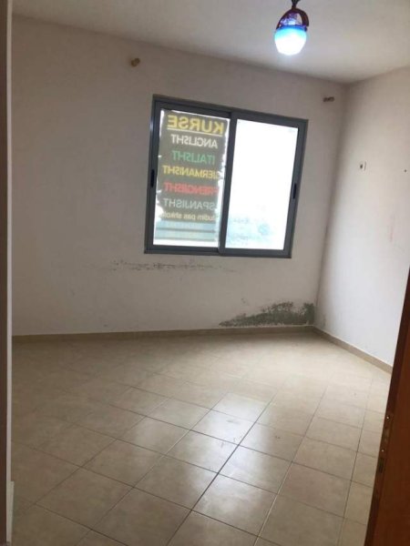 Tirane, jepet me qera apartament 2+1 Kati 2, 100 m² 35.000 Leke (Teodor Keko)