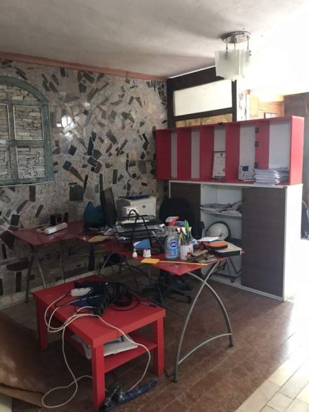 Tirane, jepet me qera apartament 1+1+BLK Kati 1, 150 m² 350 Euro (Xhemollari)