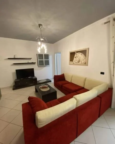 Tirane, jepet me qera apartament Kati 8, 70 m² 500 Euro (Rruga Panorama)