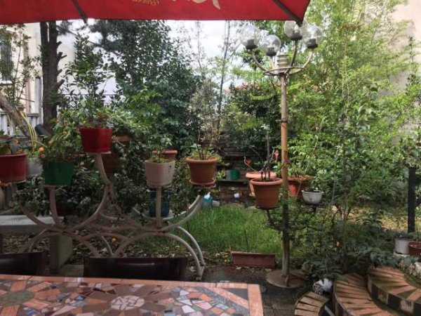 Tirane, jepet me qera apartament 2+1 Kati 3, 210 m² 360 Euro