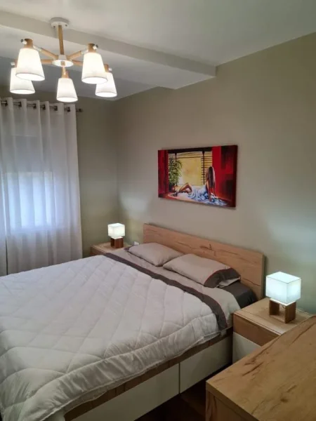 Tirane, jepet me qera apartament 2+1+BLK Kati 2, 85 m² 800 Euro (TEG, Rezidenca Sunrise)