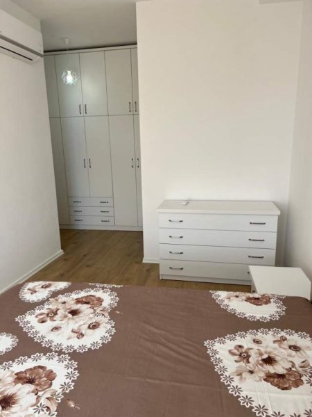 Tirane, jepet me qera apartament 2+1+A+BLK Kati 5, 110 m² 550 Euro