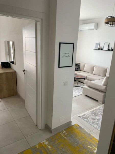 Tirane, jepet me qera apartament 1+1+BLK Kati 6, 66 m² 400 Euro (Kongresi i Manastirit)