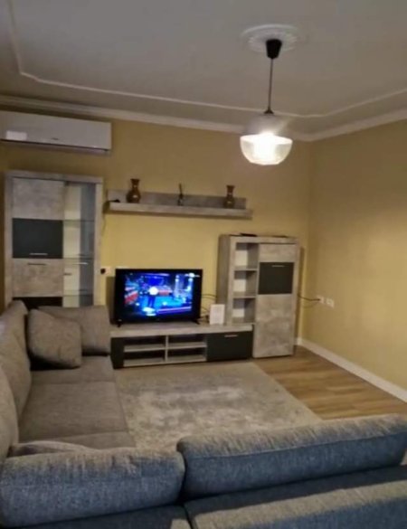 Tirane, jepet me qera Vile 4+1+A+BLK Kati 1, 1.000 Euro