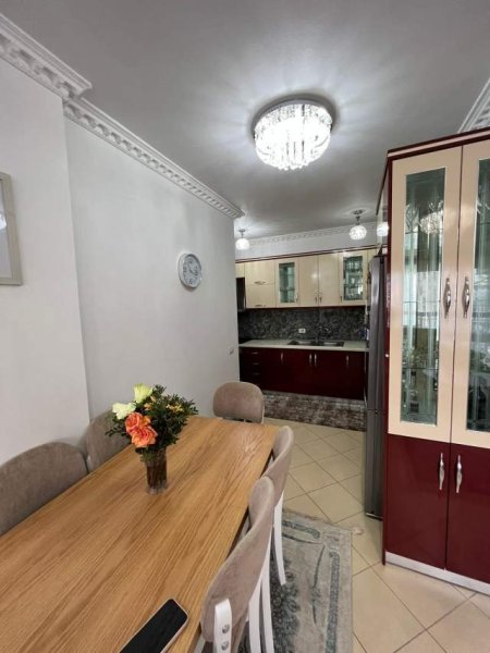 Tirane, jepet me qera apartament 2+1+BLK Kati 5, 100 m² 500 Euro (Fusha e Aviacionit)