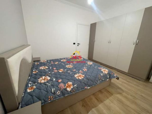 Tirane, jepet me qera apartament 2+1+BLK Kati 7, 90 m² 450 Euro (gramoz pashko)