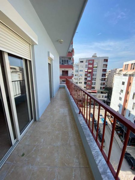 Tirane, jepet me qera apartament 2+1+BLK Kati 6, 80 m² 40.000 Leke (Misto Mame)