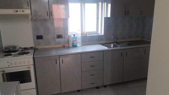 Tirane, jepet me qera shtepi 1+1+BLK Kati 2, 60 m² 35.000 Leke (Komisariati numer 3)