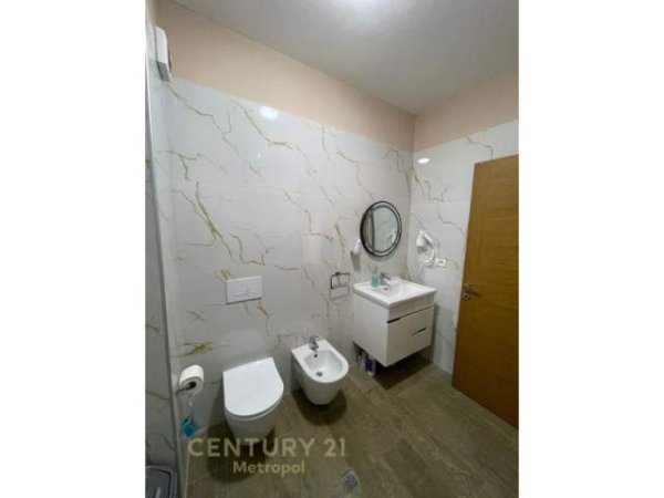 Tirane, jepet me qera apartament 1+1+A+BLK Kati 2, 64 m² 450 Euro (Tregu elektik)