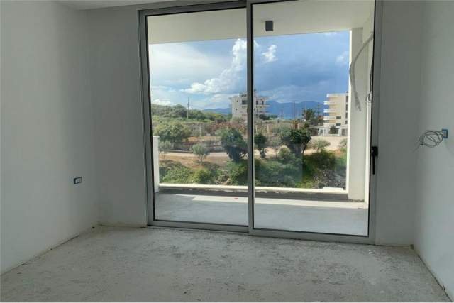 Sarande, shitet apartament 1+1+BLK Kati 3, 87 m² 218.000 Euro (Rrugen Pavaresia ne Sarande)