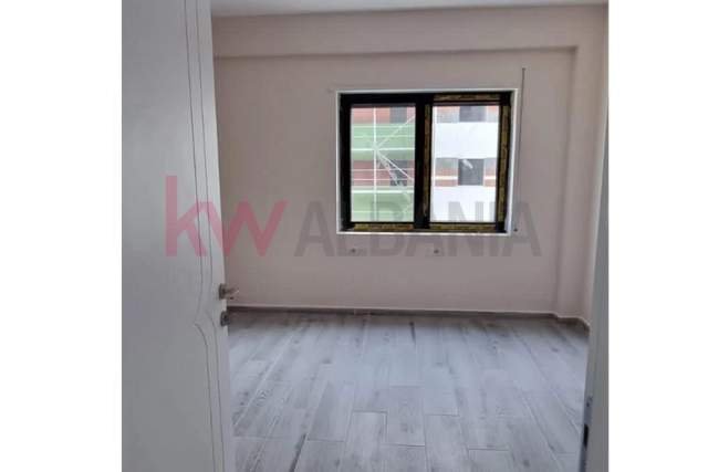 Tirane, shitet apartament 2+1 Kati 3, 98 m² 120.000 Euro (Kodra e Diellit)