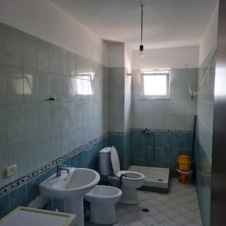 Tirane, shes apartament 2+1+BLK Kati 2, 90 m² 85.000 Euro (KTHESA E KAMZES)