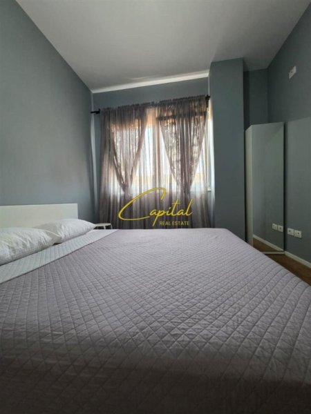 Tirane, jepet me qera apartament 1+1 Kati 3, 65 m² 550 € (LIQENI I THATE)