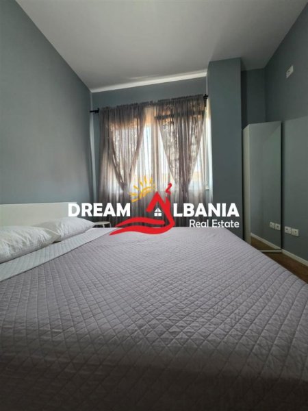 Tirane, jepet me qera apartament 1+1 , 550 € 