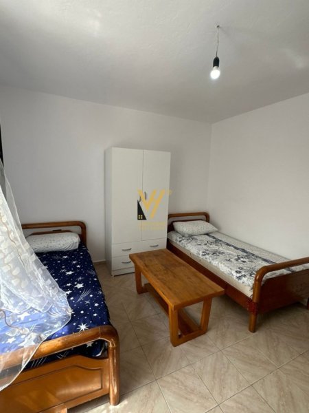 Tirane, jepet me qera garsonier Kati 1, 33 m² 350 € (VASIL SHANTO)