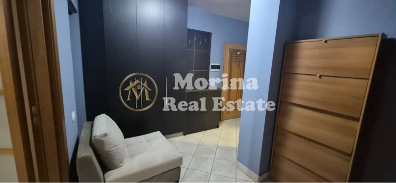 Tirane, jepet me qera apartament 2+1 Kati 5, 100 m² 650 € (21 Dhjetori)