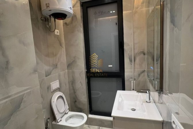 Tirane, jepet me qera apartament 3+1+Ballkon Kati 7, 140 m² 1000 €