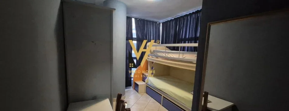 Tirane, jepet me qera apartament 2+1+Ballkon Kati 5, 95 m² 700 € (21 DHJETORI)