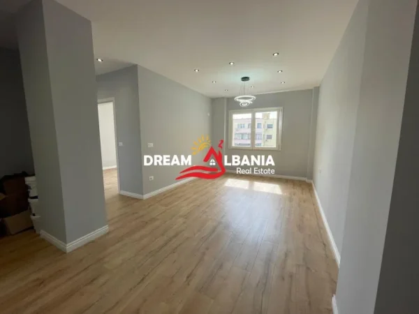Tirane, shitet apartament 1+1 , 63 m² 118.000 € 