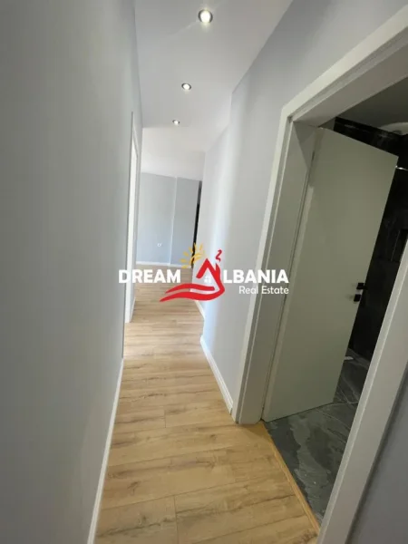 Tirane, shitet apartament 1+1 , 63 m² 118.000 € 