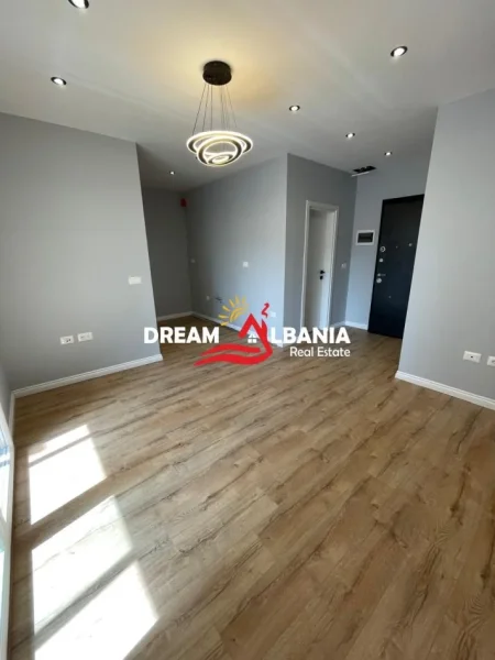 Tirane, shitet apartament 1+1 , 49 m² 98.000 € 