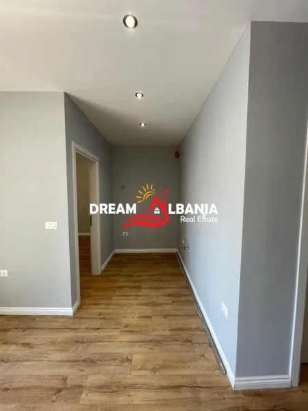 Tirane, shitet apartament 1+1 , 49 m² 98.000 € 