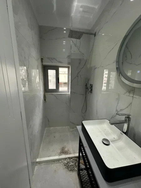 Tirane, shitet 2+1 , 235.000 € (Komuna e Parisit)