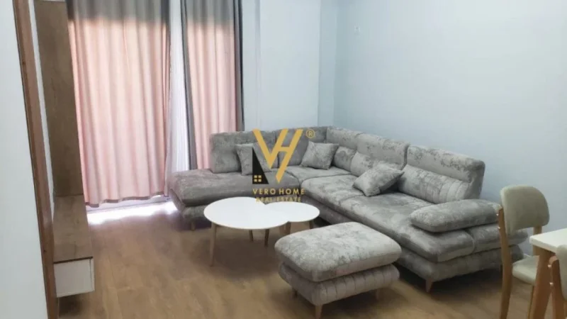 Tirane, jepet me qera apartament 1+1+Ballkon Kati 1, 82 m² 500 € (ASTIR)