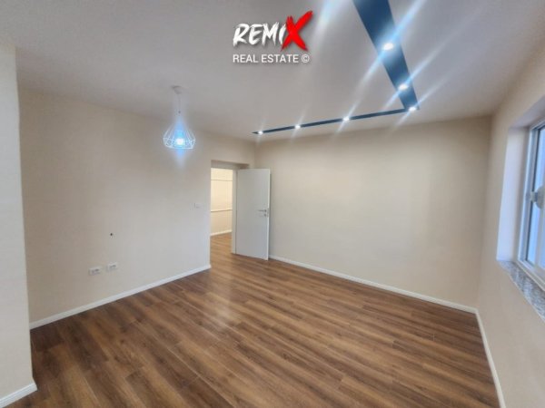 Durres, shitet apartament 2+1+Aneks+Ballkon Kati 3, 80 m² 98.000 €