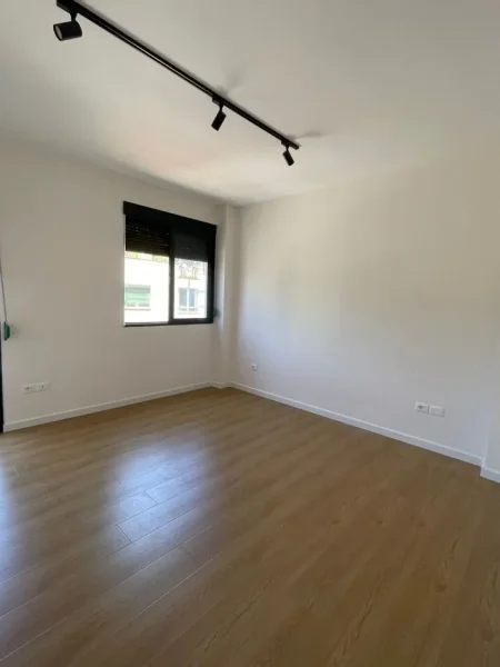 Durres, shitet apartament 2+1+Aneks+Ballkon Kati 5, 95 m² 220.000 € (Vollga)