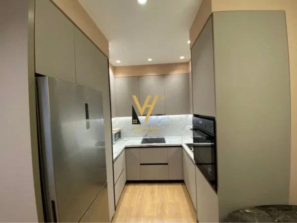 Tirane, jepet me qera apartament 2+1+Ballkon Kati 1, 100 m² 800 € (RRUGA E DIBRES)