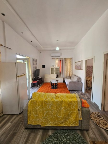 Durres, jepet me qera apartament 2+1+Aneks+Ballkon Kati 1, 90 m² 300 € 