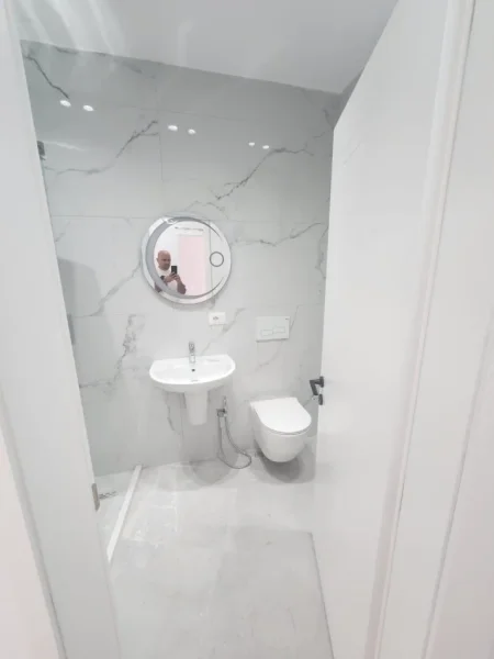 Tirane, shitet apartament 2+1 Kati 7, 90 m² 235.000 € 