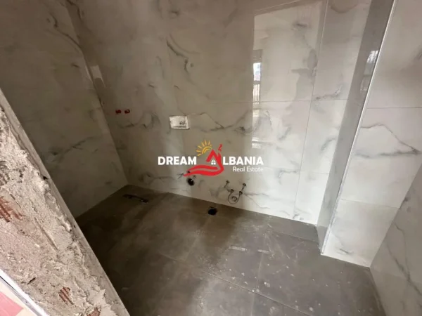 Tirane, shitet apartament 2+1 , 128 m² 256.000 € 