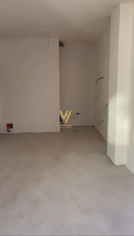 Tirane, shitet apartament 1+1+Ballkon Kati 4, 59 m² 300.000 € (RRUGA E KOSOVAREVE)