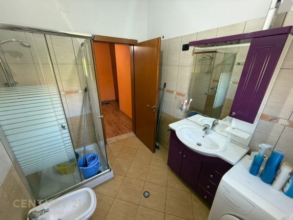 Tirane, jepet me qera apartament 2+1 Kati 3, 75 m² 600 € (Stadiumi Dinamo, Tirane)