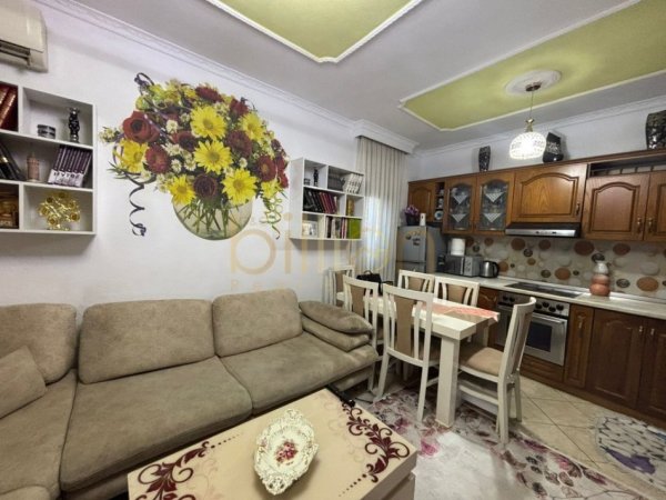 Tirane, shitet 1 Katshe , 99 m² 95.000 € (Misto mame)