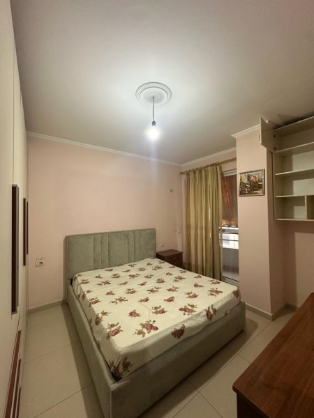 Shqiperi, jepet me qera apartament 1+1 , 67 m² 350 € (Nela 6)