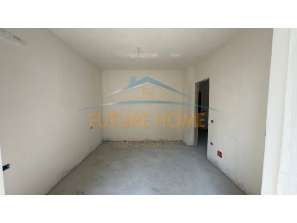 Tirane, shes apartament 1+1 Kati 4, 66 m² 80.000 € (Paskuqan, Tiranë)