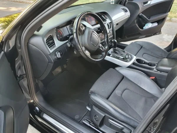 Tirane, shes makine Audi Nafte, e zeze manuale Kondicioner 240.000 km 10.500 €