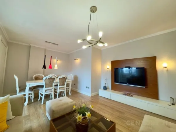 Tirane, jepet me qera apartament 3+1+Ballkon Kati 6, 120 m² 1.150 € 
