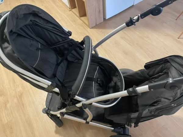 Tirane, shes Shes karroce per femije 300 €