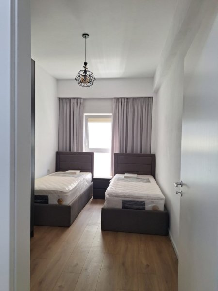 Tirane, jepet me qera apartament 2+1 Kati 4, 86 m² 460 € (KOMPLEKSI KAIMI, ALI DEMI) PA KOMISION