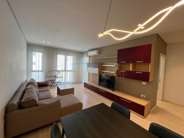 Tirane, jepet me qera apartament 1+1 Kati 5, 74 m² 600 € (RRUGA E DIBRES)