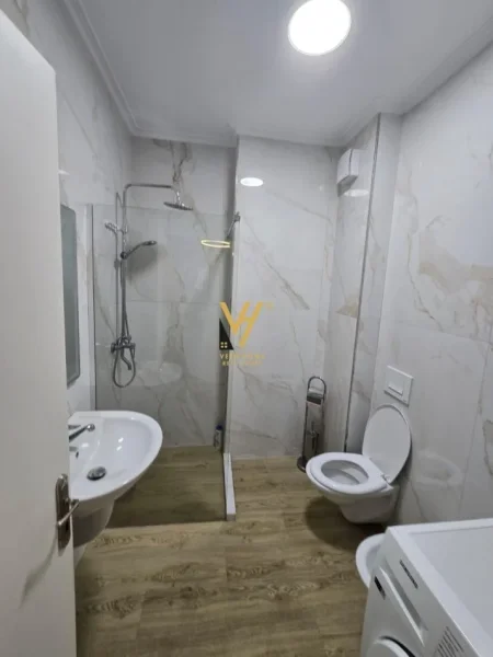 Durres, shitet apartament 1+1+Ballkon Kati 3, 77 m² 100.000 € (GOLEM)