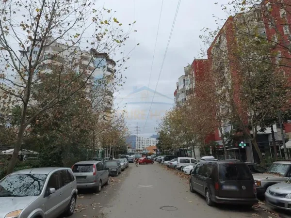 Tirane, shitet ambjent biznesi Kati 0, 32 m² 9.500.000 € 