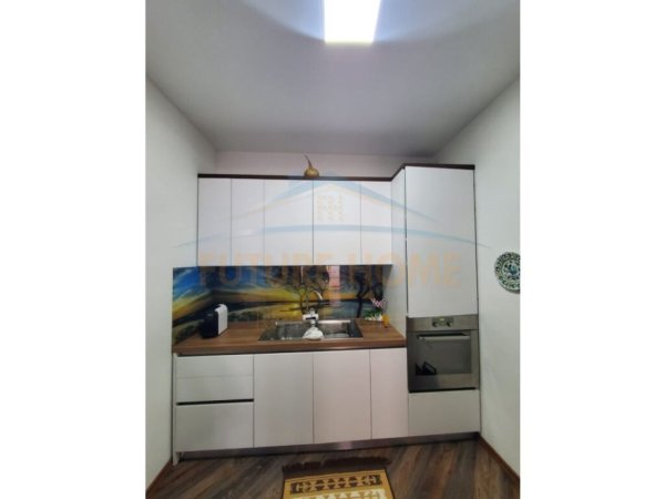 Tirane, shitet apartament 2+1 Kati 2, 98 m² 13.500.000 € 