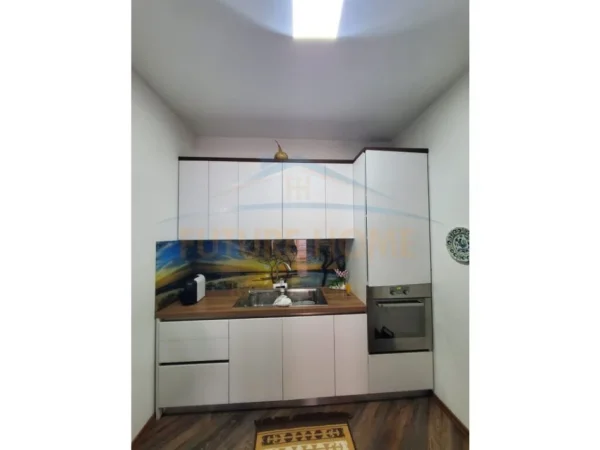 Tirane, shitet apartament 2+1 Kati 2, 98 m² 13.500.000 € 